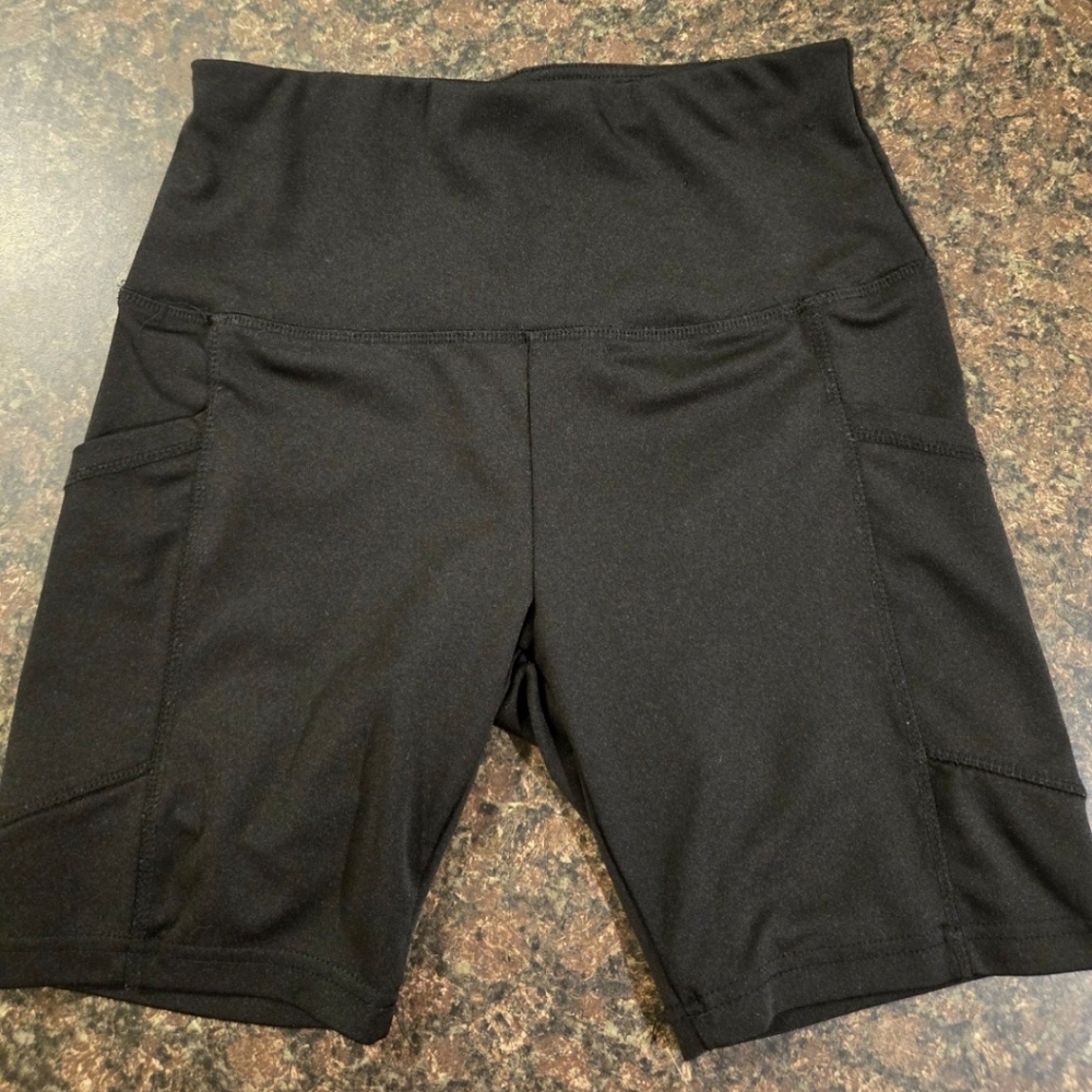 Shosho athletic shorts w Pockets small Black